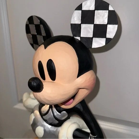 Jim Shore LE Mickey Statue Disney's 100 Year Anniversary - Picture 4 of 10